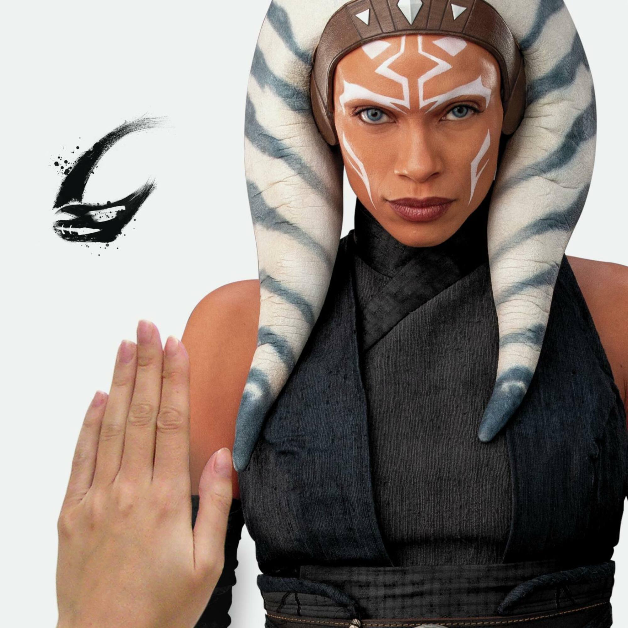 RoomMates Star Wars The Mandalorian Ahsoka Peel & Stick Giant Wall Decal